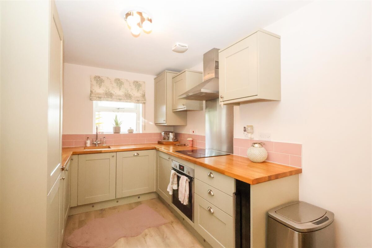 Hamilcar Close, Dishforth, Thirsk