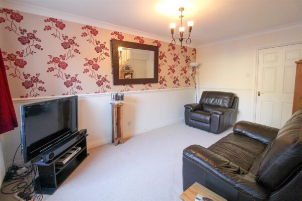 Aismunderby Close, Ripon