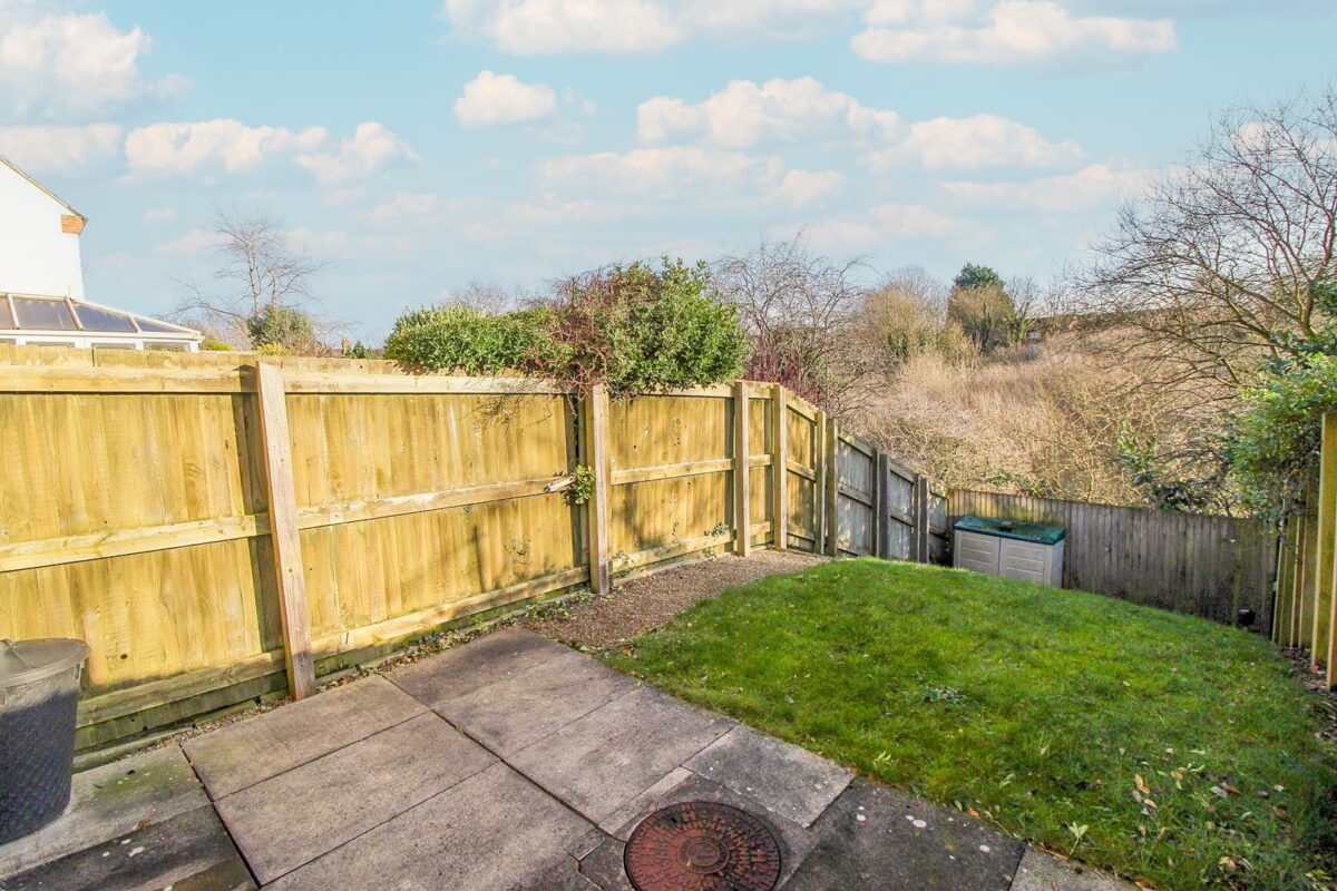 Aismunderby Close, Ripon