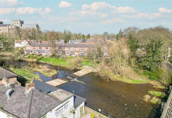 Bondgate Green, Ripon