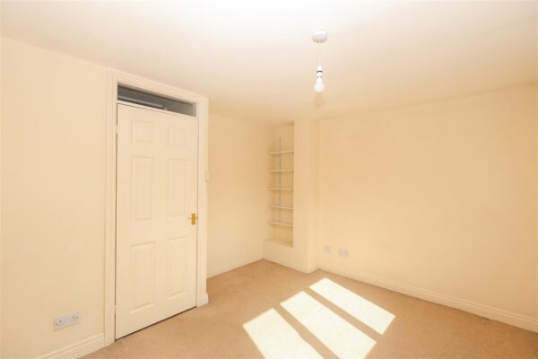 Aismunderby Close, Ripon
