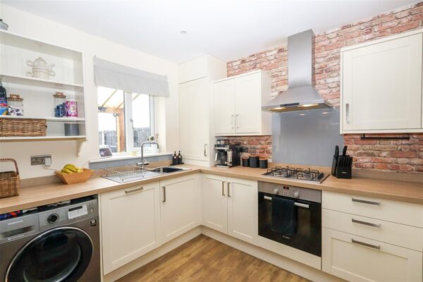 Hutton Conyers, Ripon