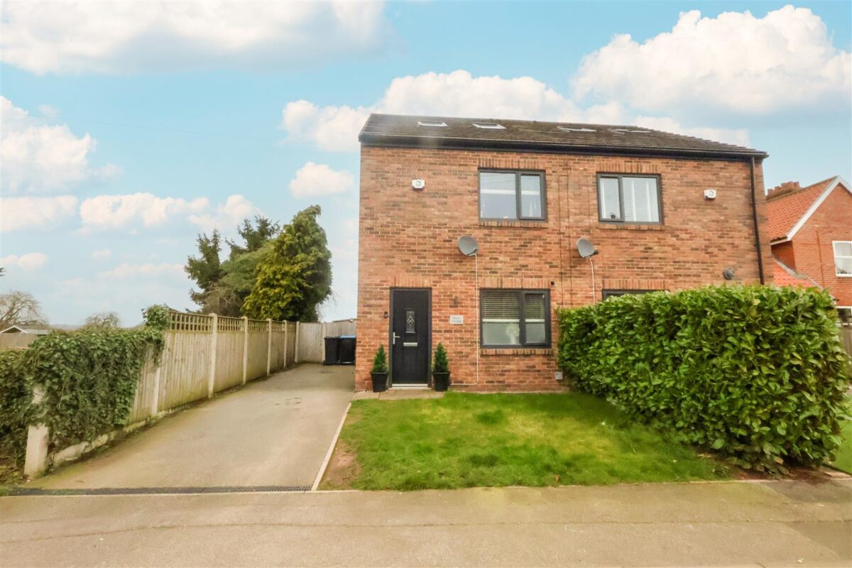 Hutton Conyers, Ripon