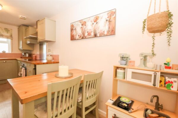 Hamilcar Close, Dishforth, Thirsk