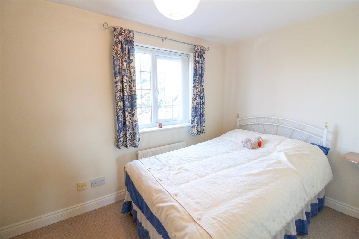 Aismunderby Close, Ripon