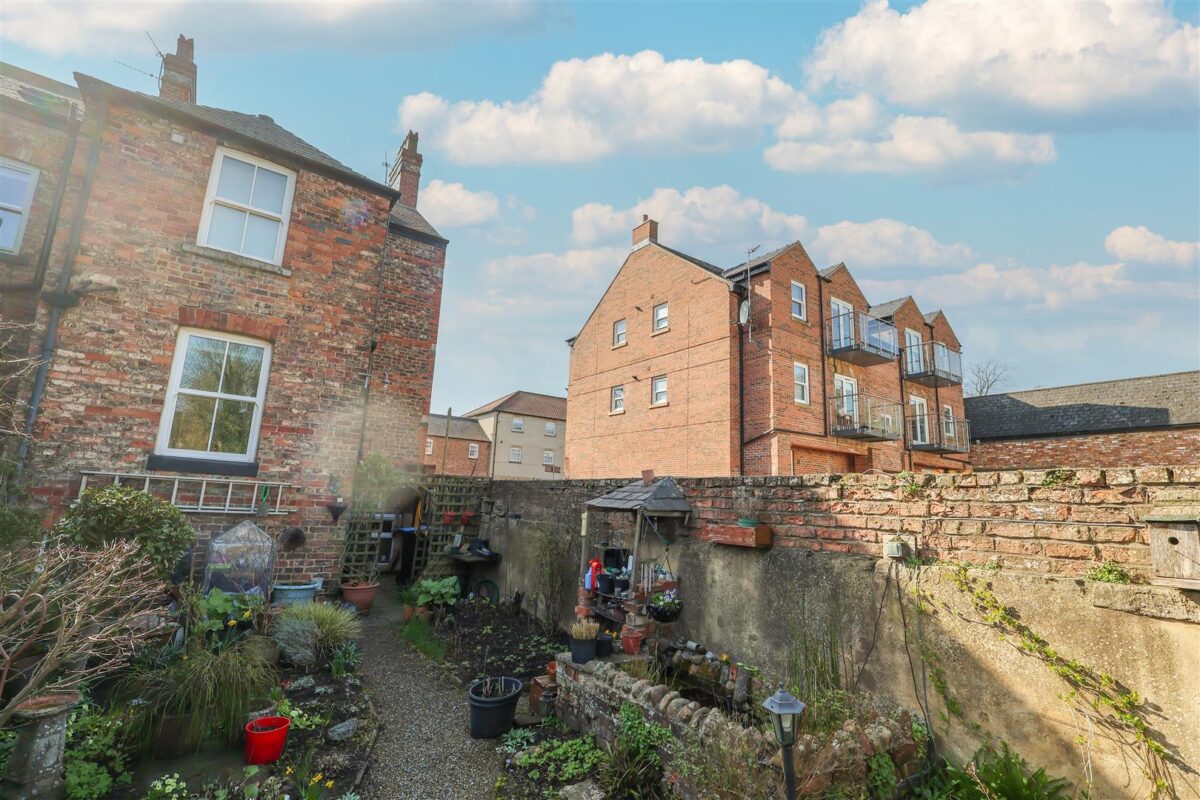 Bondgate Green, Ripon