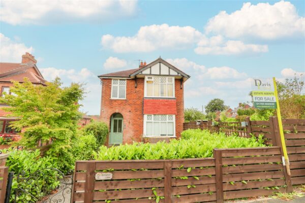 Bishopton Lane, Ripon