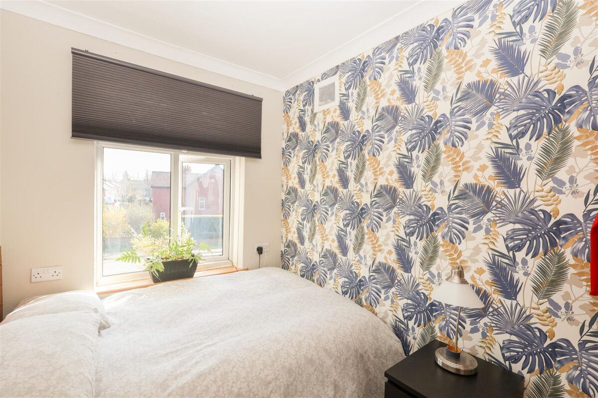 Bishopton Lane, Ripon