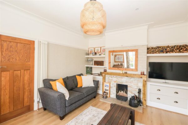 Bishopton Lane, Ripon