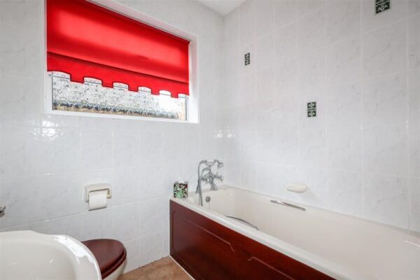 Melrose Crescent, Bishop Monkton, Harrogate