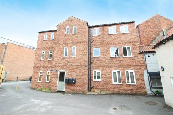Saracen's Court, North Street, Ripon