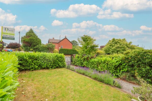 Bishopton Lane, Ripon