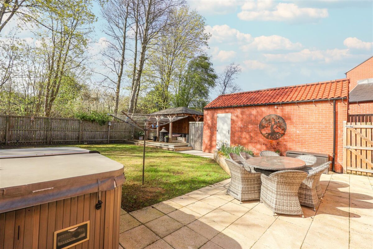 Rokesby Place, Pickhill, Thirsk