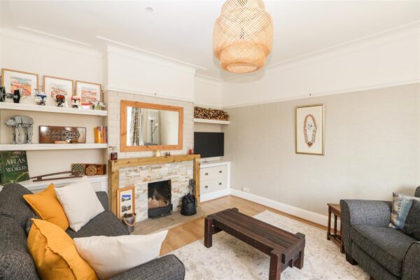 Bishopton Lane, Ripon