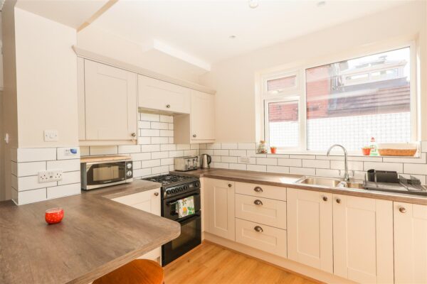 Bishopton Lane, Ripon