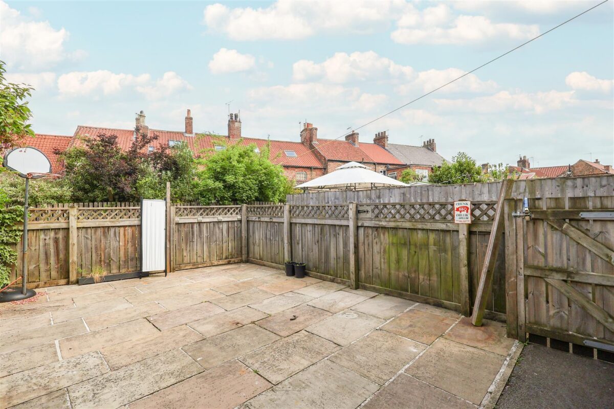 Bondgate Green Close, Ripon