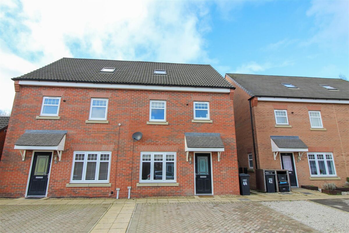 Doublegates Avenue, Ripon
