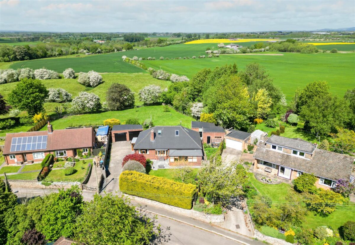 Hutton Conyers, Ripon