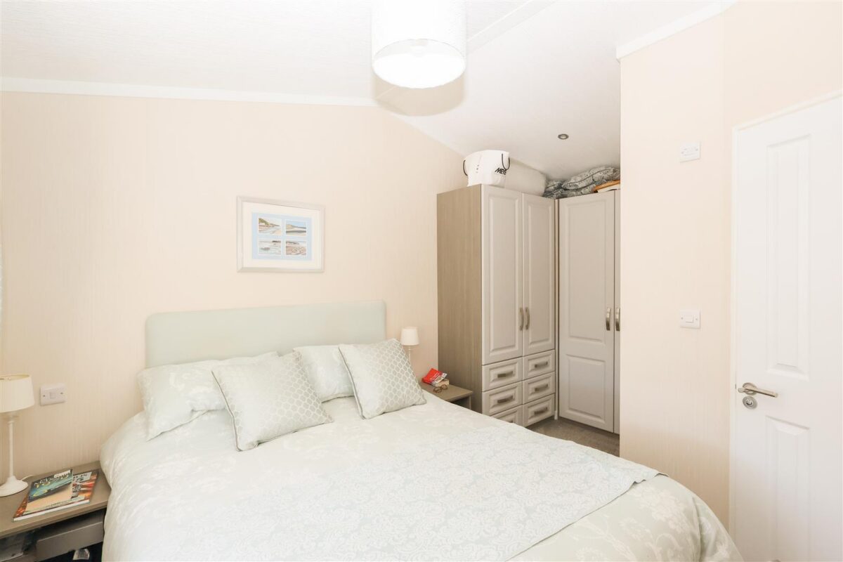 Hollin Barn Lodge Park, Sutton Road, Thirsk