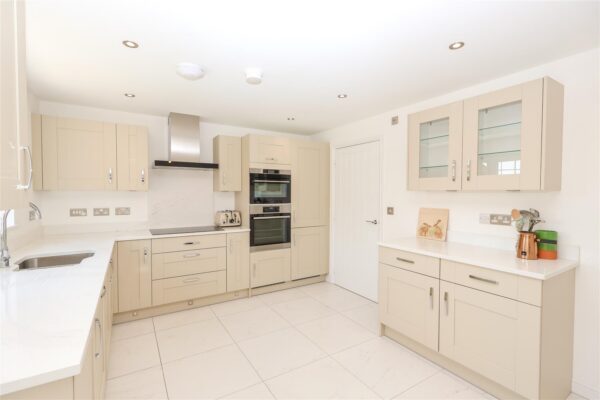 Hazel Wood Crescent, Sowerby, Thirsk