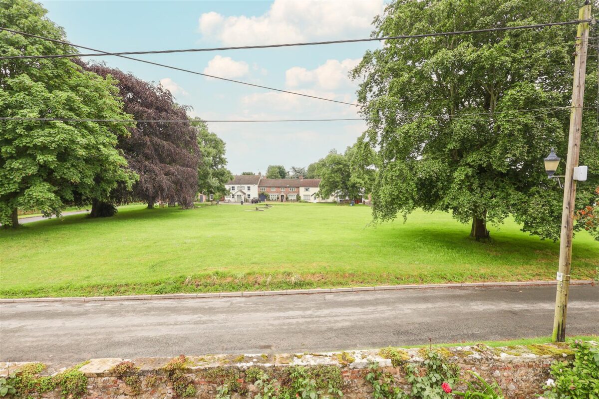 The Avenue, Kirklington, Bedale