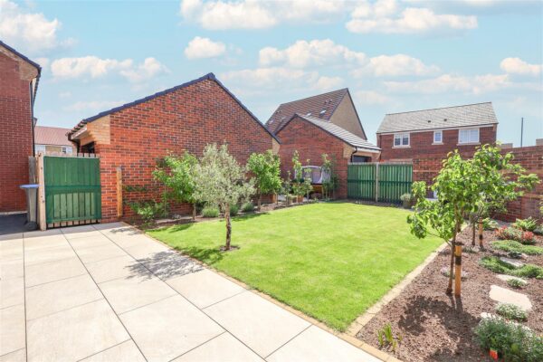 Hazel Wood Crescent, Sowerby, Thirsk