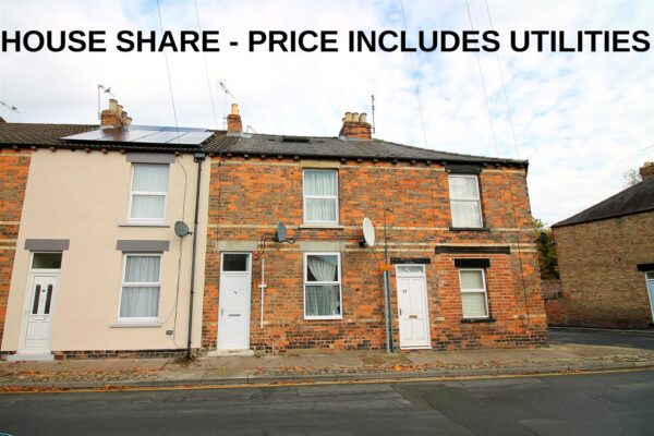 Priest Lane, Ripon (HMO Utilities included)