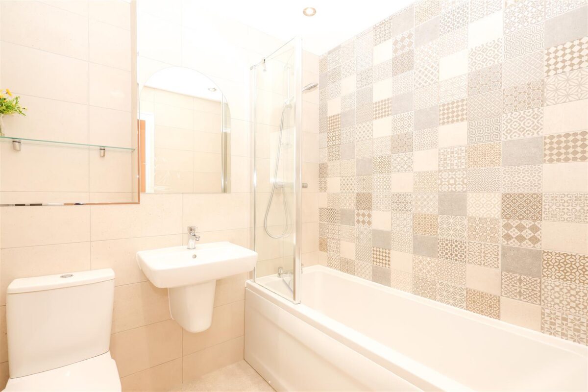 Hazel Wood Crescent, Sowerby, Thirsk
