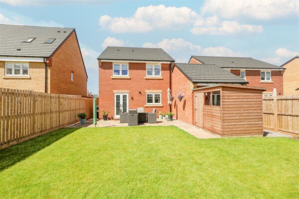 Larch Wood Close, Sowerby, Thirsk