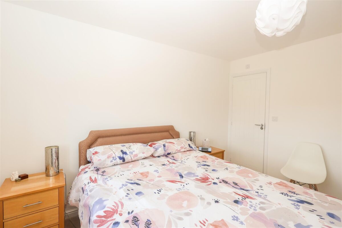 Larch Wood Close, Sowerby, Thirsk