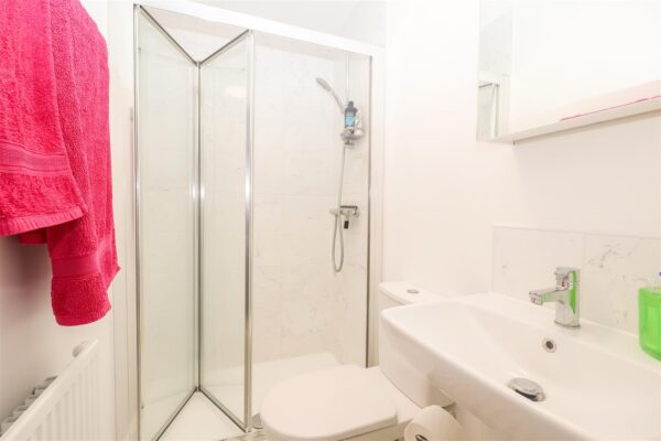 Larch Wood Close, Sowerby, Thirsk