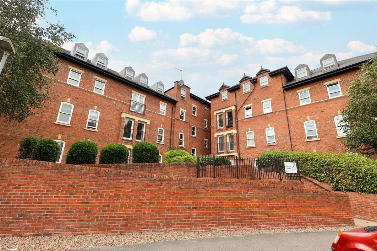 Steven Way, Ripon