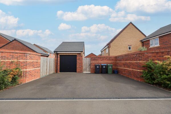 Hazel Wood Crescent, Sowerby, Thirsk