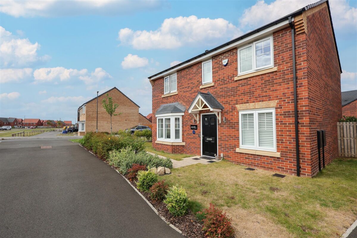 Hazel Wood Crescent, Sowerby, Thirsk