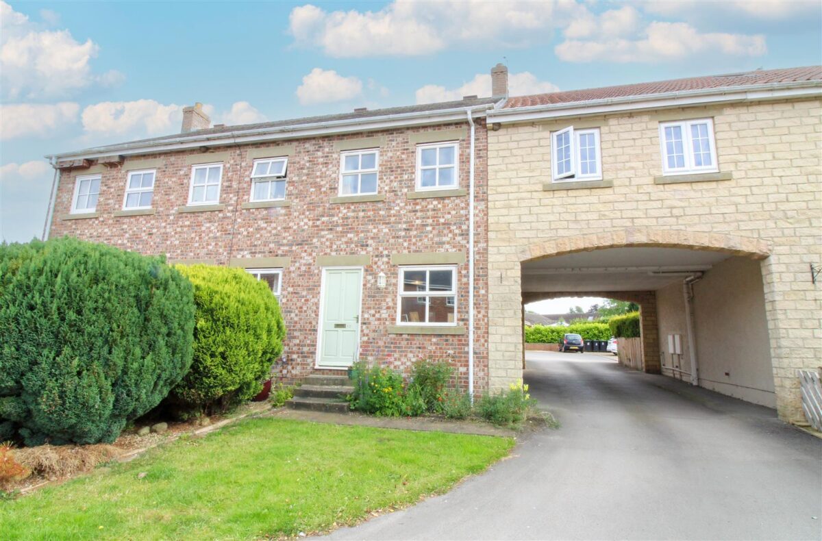 Renton Close, Bishop Monkton