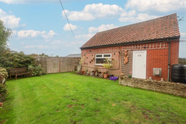 Mowbray Avenue, Dishforth, Thirsk