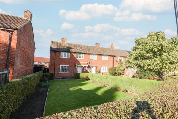 Oak Road, Ripon